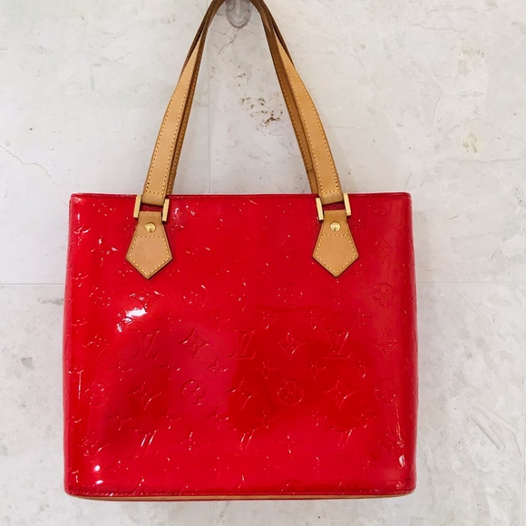 Louis Vuitton Handbags - LOUIS VUITTON Red Vernis Houston Reade Cerise Bag